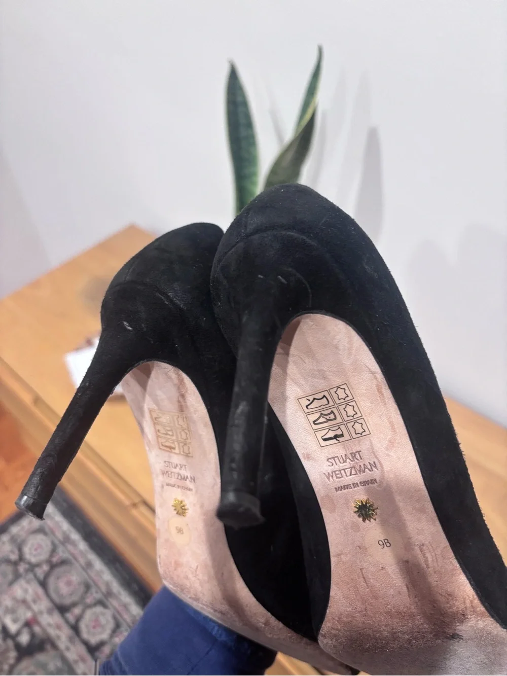 Stuart Weitzman Black Suede Pointed Pumps with Slim Heel - Picture 6 of 6